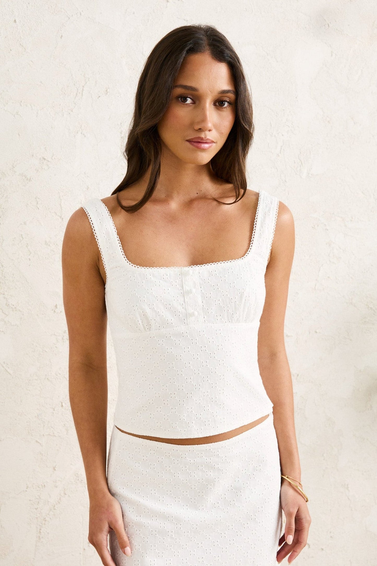 Lia Broderie Top White