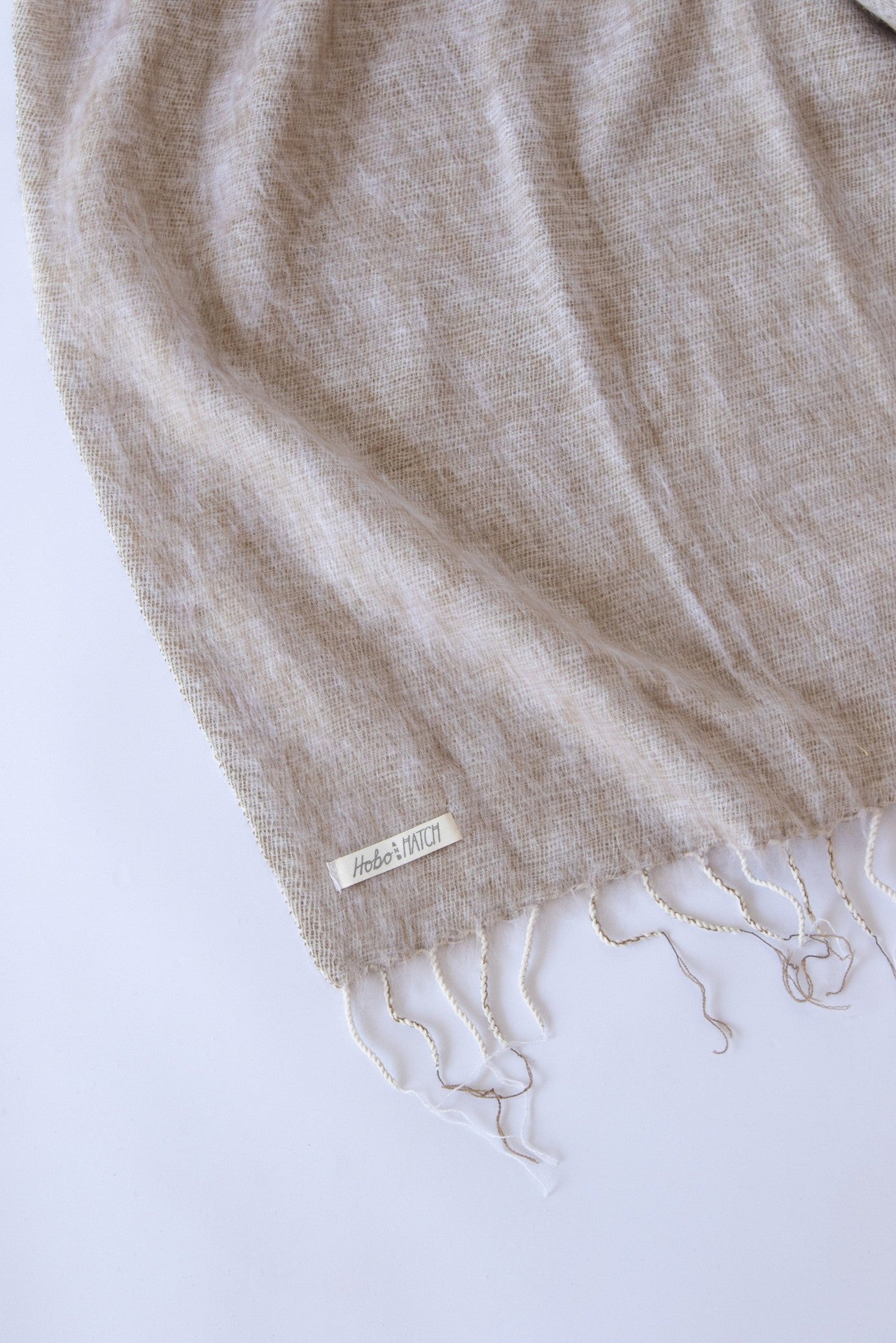 Amara Poncho HAZELNUT